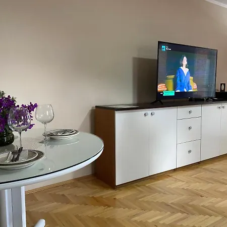 Sis 2 Bedroom 2 Bath With Free Parking In شقة أوهغيد